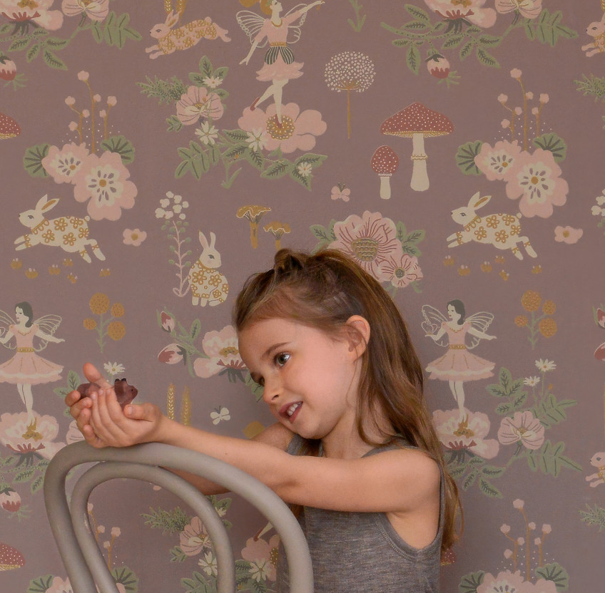 Children's Wallpaper with People and Faces