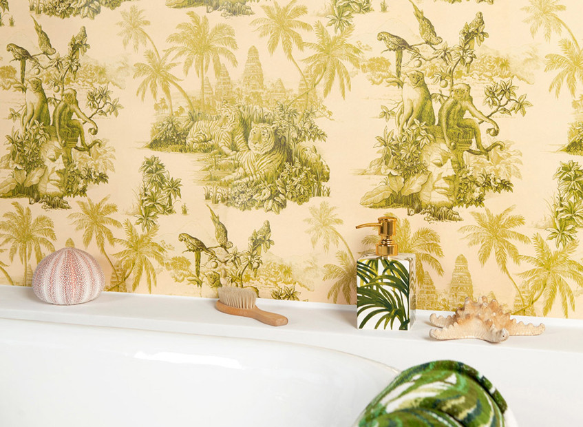Vintage Wallpaper in Asian Style