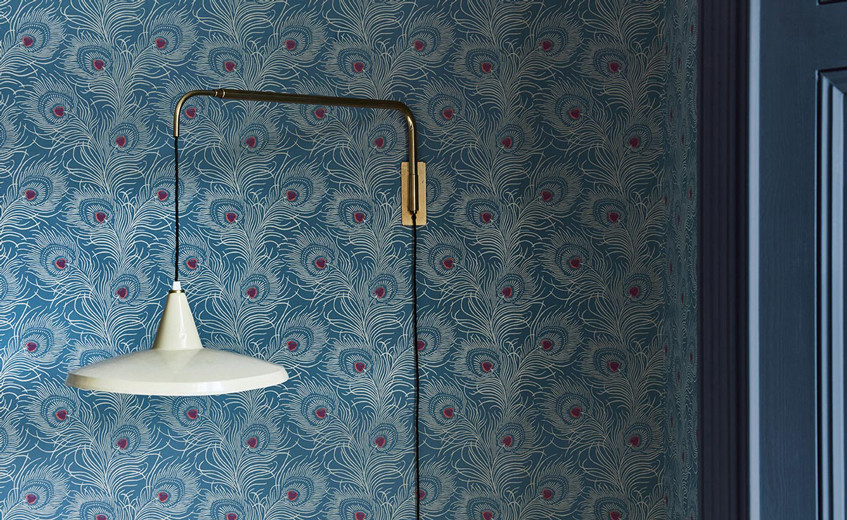 Graphic Wallpapers with Feathers