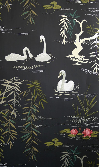 Tapete Swan Lake von Osborne & Little - Black-1558.2 Tapete Swan Lake von Osborne & Little - Black-1558.2