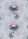 Florale Tapete Carciofi von Ailanto - Forest Green & Magenta