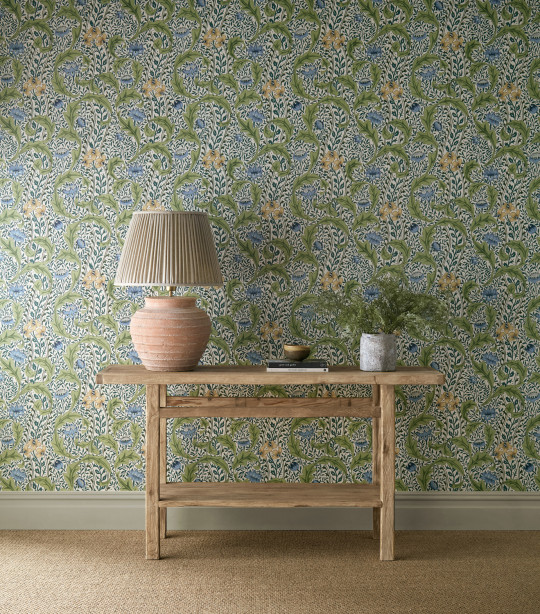Morris & Co Wallpaper Wild Tulip & Vine