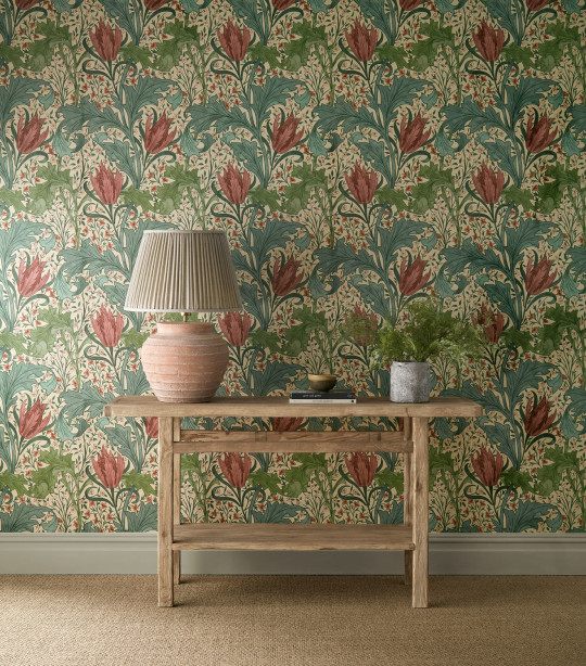 Morris & Co Wallpaper Lent Lily