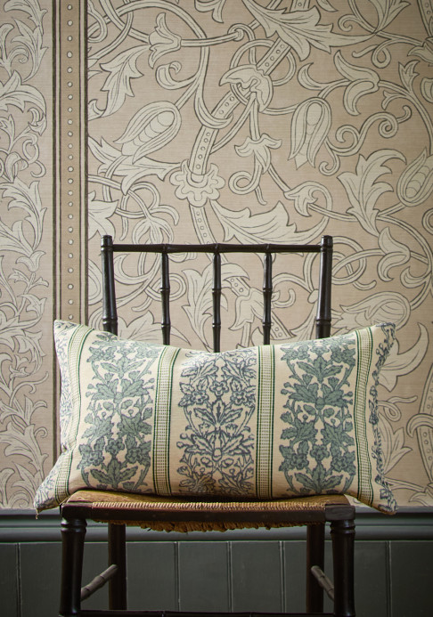 Morris & Co Tapete Etched Scrolling Tulip