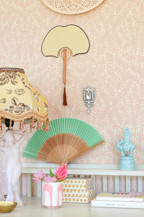 Majvillan Wallpaper French Blond