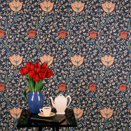 Morris & Co Wallpaper Garden Tulip
