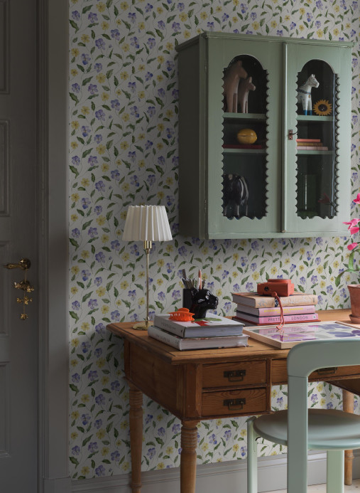 Boråstapeter Studio Wandbild My Feldt Skogsviol