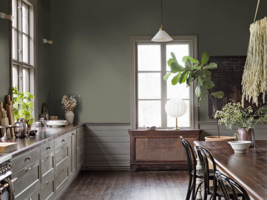 Boråstapeter Wallpaper Canvas - Olive