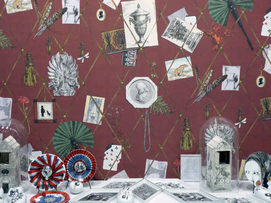 Edmond Petit Wallpaper Mur des Souvenirs