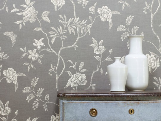 Florale Tapete Swedish Tree von Colefax & Fowler - Charcoal