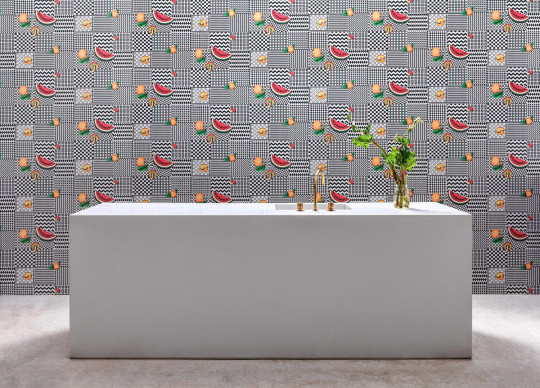 Cole & Son Wallpaper Frutta e Geometrico - Black/ White/ Multi
