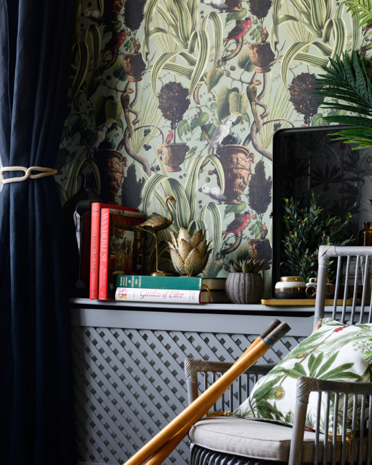 Mindthegap Wallpaper Exotic Menagerie - WP20516