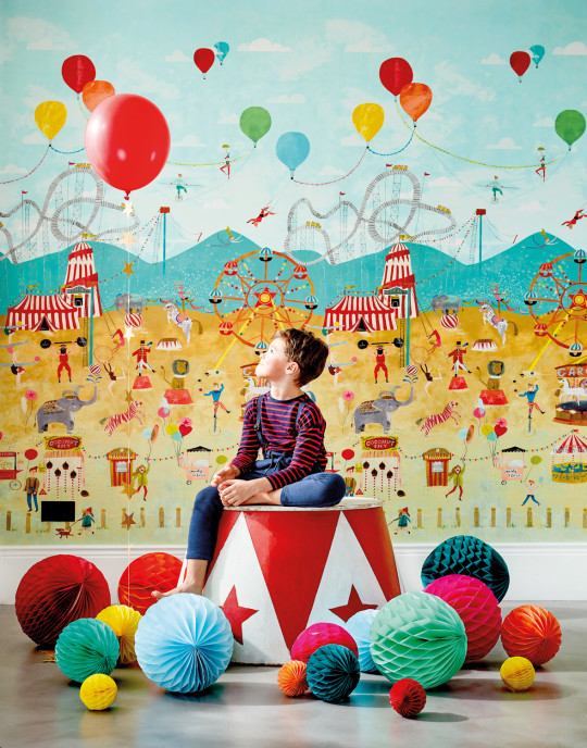 Harlequin Wandbild Life is a Circus