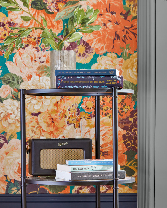 Sanderson Wallpaper Very Rose and Peony Kingfisher/ Rowan Berry