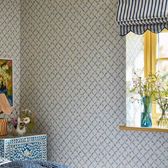 Harlequin Papier peint Daisy Trellis - Lapis/ Pearl