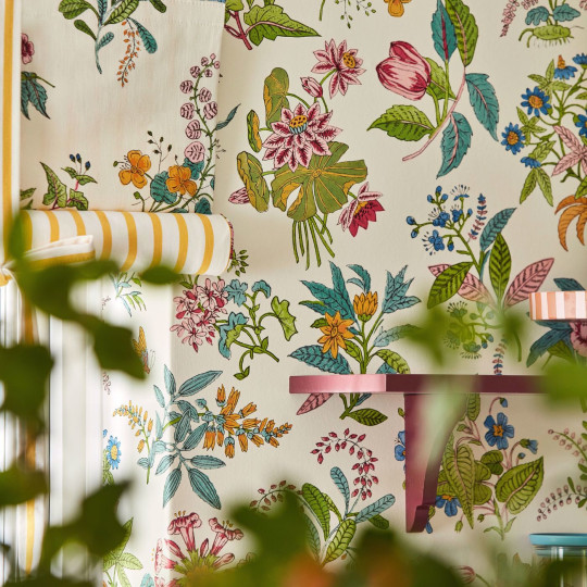 Harlequin Wallpaper Woodland Floral - Peridot/ Ruby/ Pearl