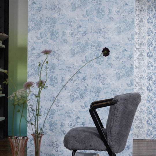 Designers Guild Wallpaper Tarbana - Delft