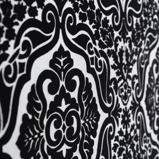Designers Guild Wallpaper Fioravanti - Noir
