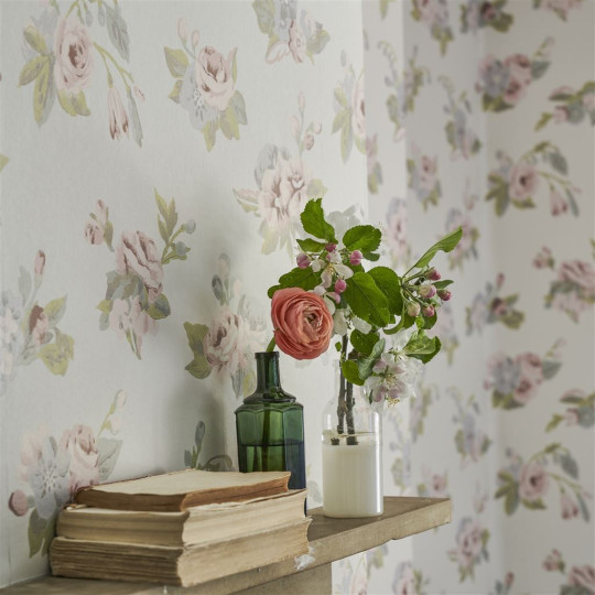 Designers Guild Wallpaper Craven Street Flower - Rose