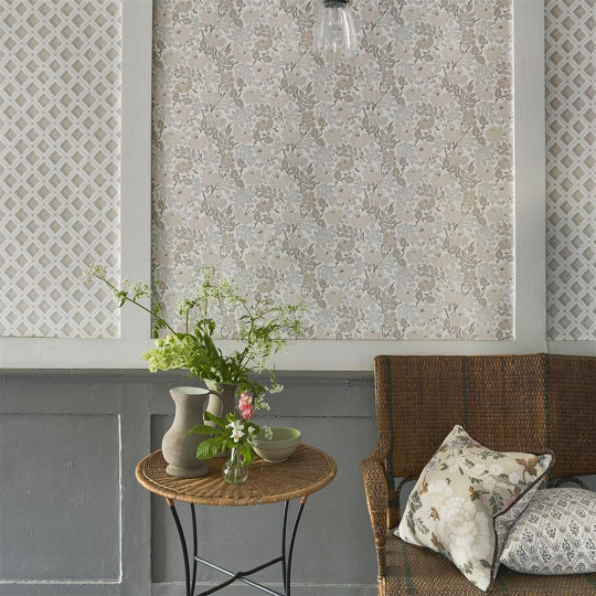 Designers Guild Wallpaper Carlisle Fauna - Plaster