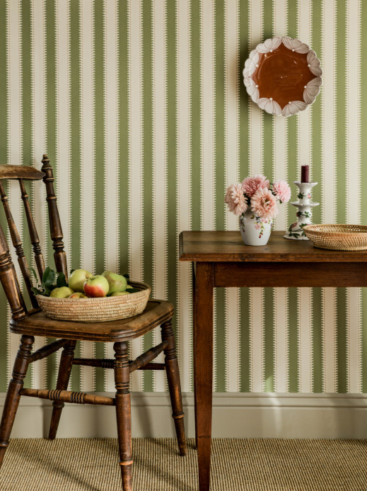 Långelid / Von Brömssen Tapete Jagged Stripe - Leaf Green