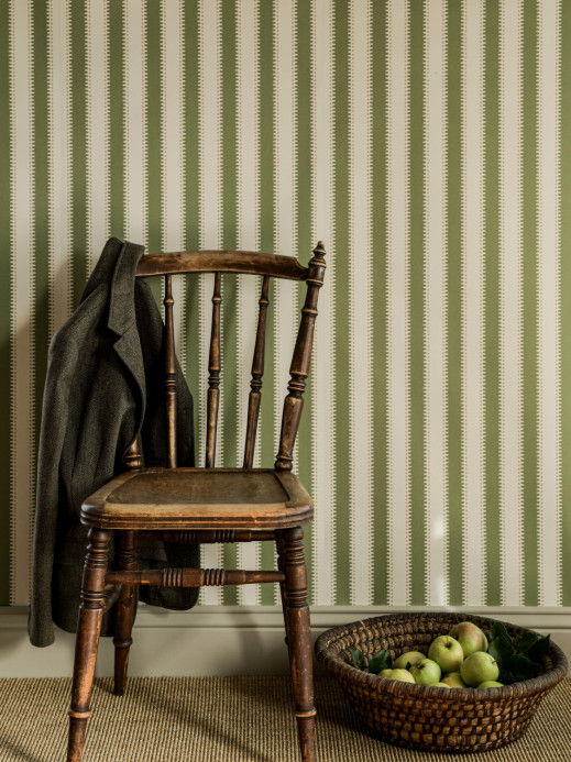 Långelid / Von Brömssen Tapete Jagged Stripe - Leaf Green