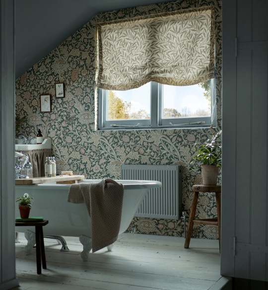 Morris & Co Wallpaper Trent