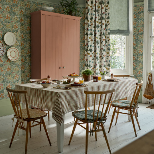 Morris & Co Wallpaper Bower