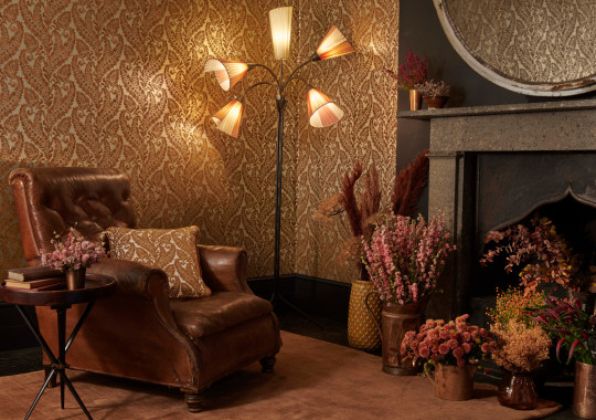 Clarke & Clarke Tapete Regale - Russet/ Gilver