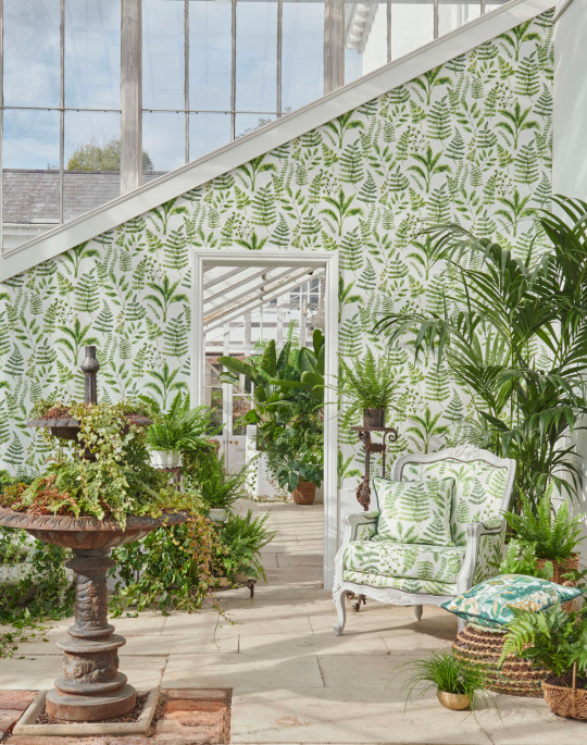 Clarke & Clarke Wallpaper Bracken
