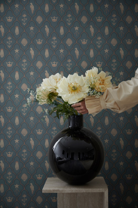 Sandberg Wallpaper Turtledove Barn - Indigo Blue