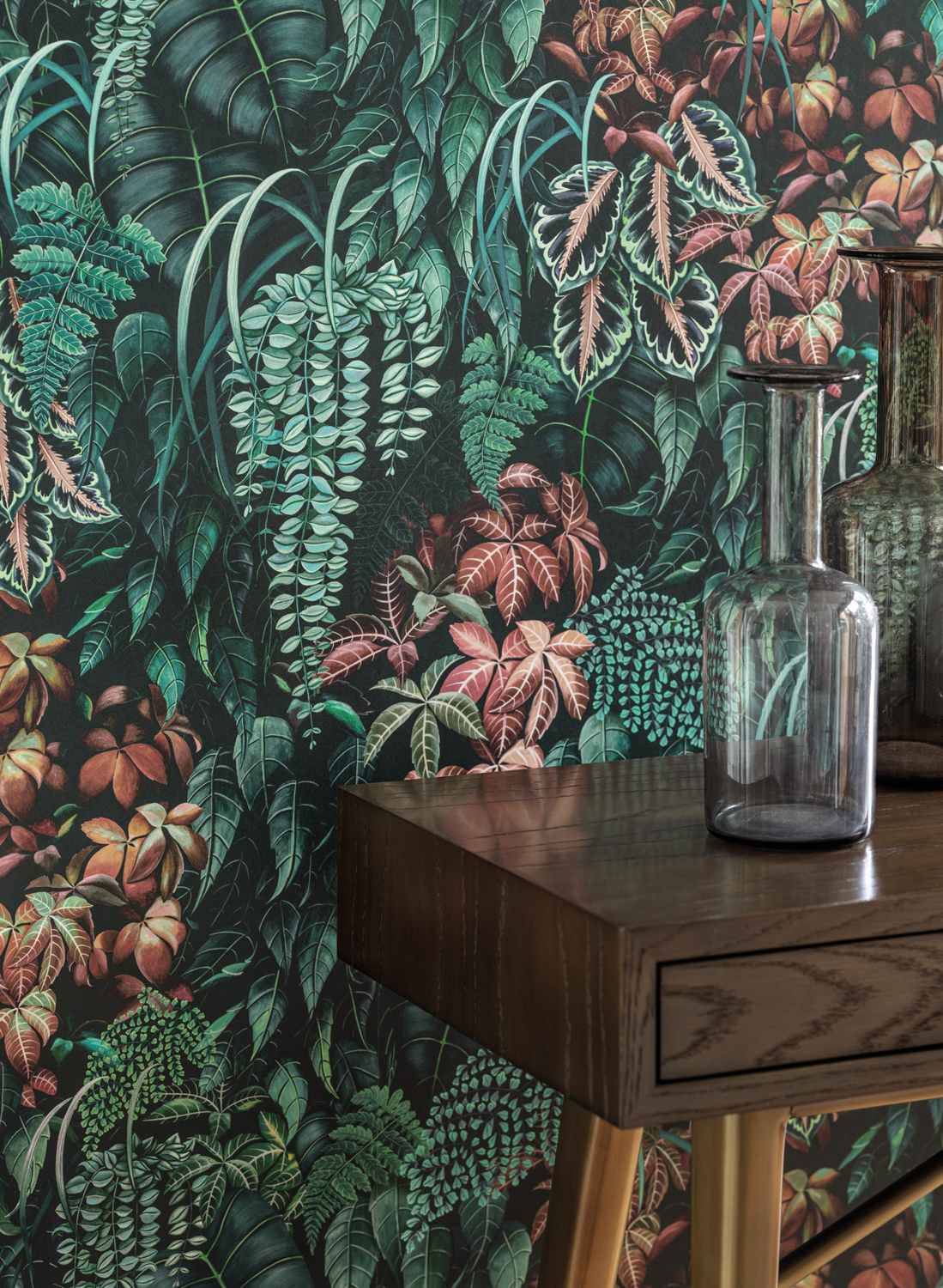 Osborne & Little Wallpaper Green Wall6753