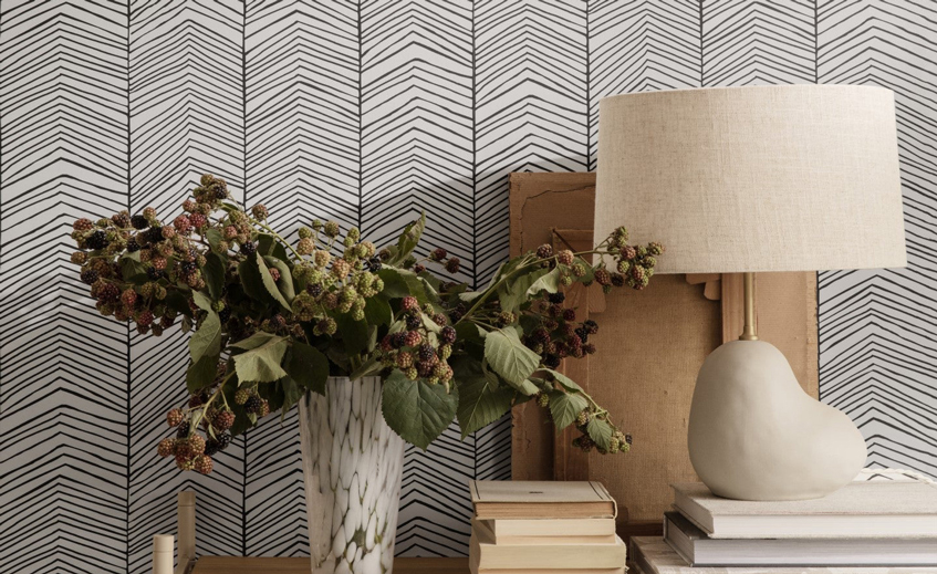 Geometrische Tapeten mit Fischgrät- oder Zig-Zag-Optik